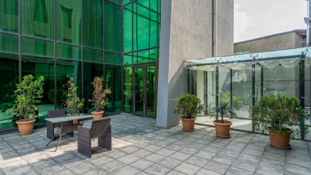 Capitol By Umbrella Hotel Tiflis Exterior foto
