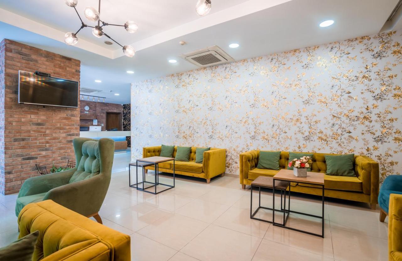 Capitol By Umbrella Hotel Tiflis Exterior foto