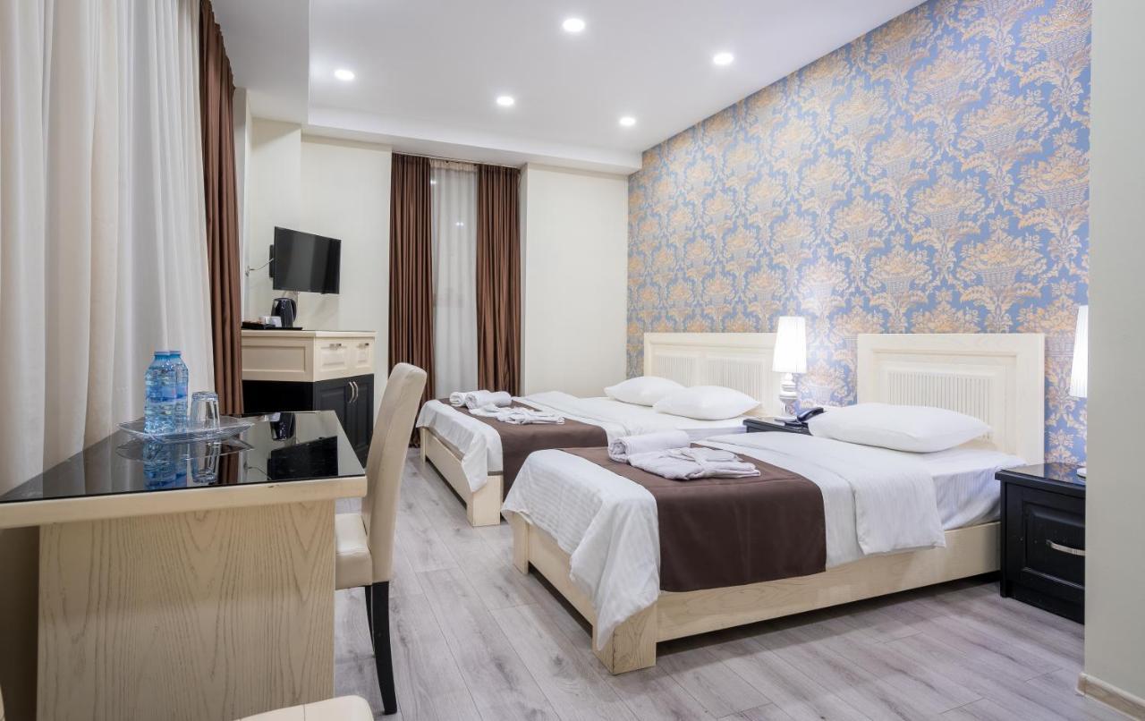 Capitol By Umbrella Hotel Tiflis Exterior foto