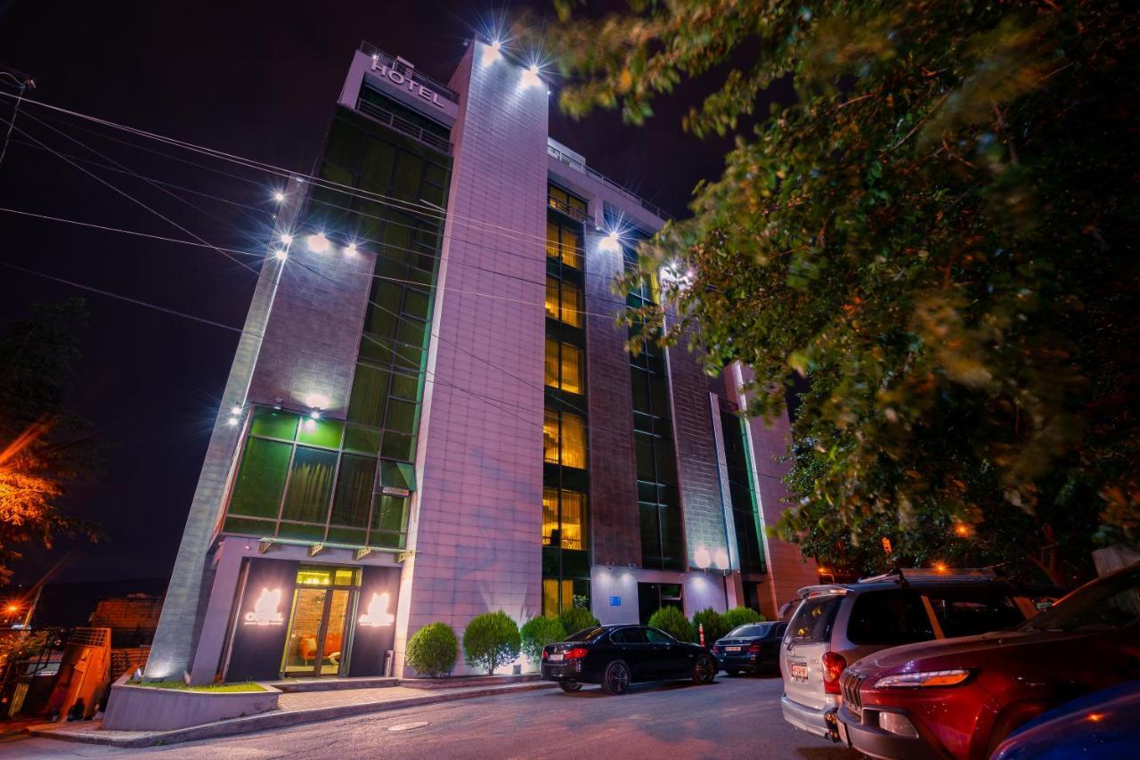 Capitol By Umbrella Hotel Tiflis Exterior foto